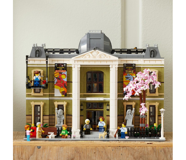 LEGO Icons 10326 Muzeum Historii Naturalnej - 1202301 - zdjęcie 6